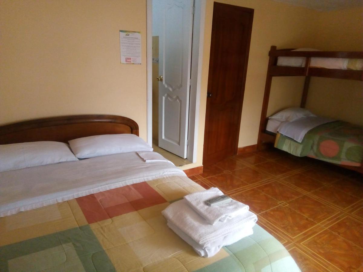 Hotel Amazonia Y Sol Baños Extérieur photo